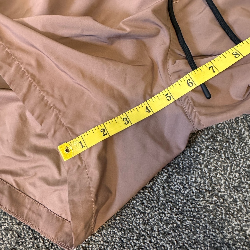 HUGO Boss Mens Brown Shorts Drawstring Size Medium Elastic Waist , small flaw - Picture 12 of 12